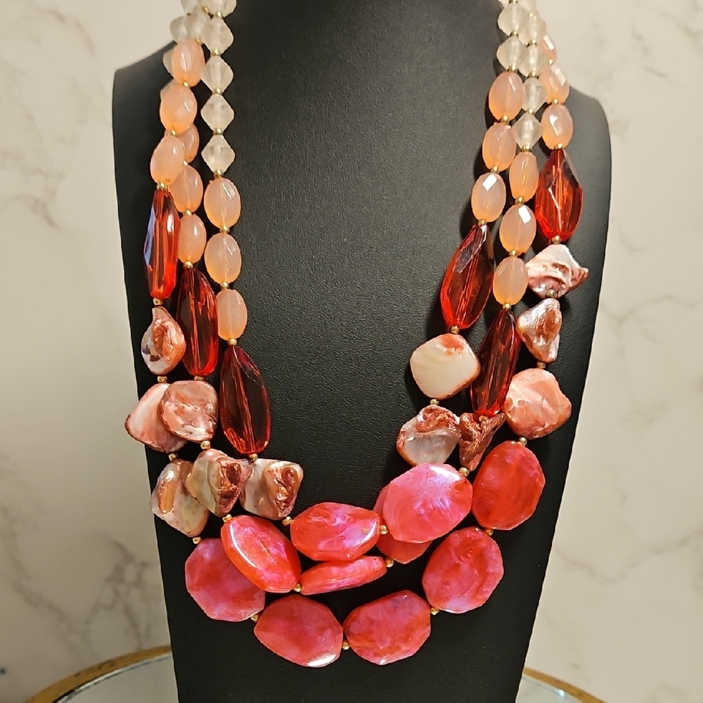 Vintage PINK AND oyster Shell NECKLACE 21" - Picture 1 of 3